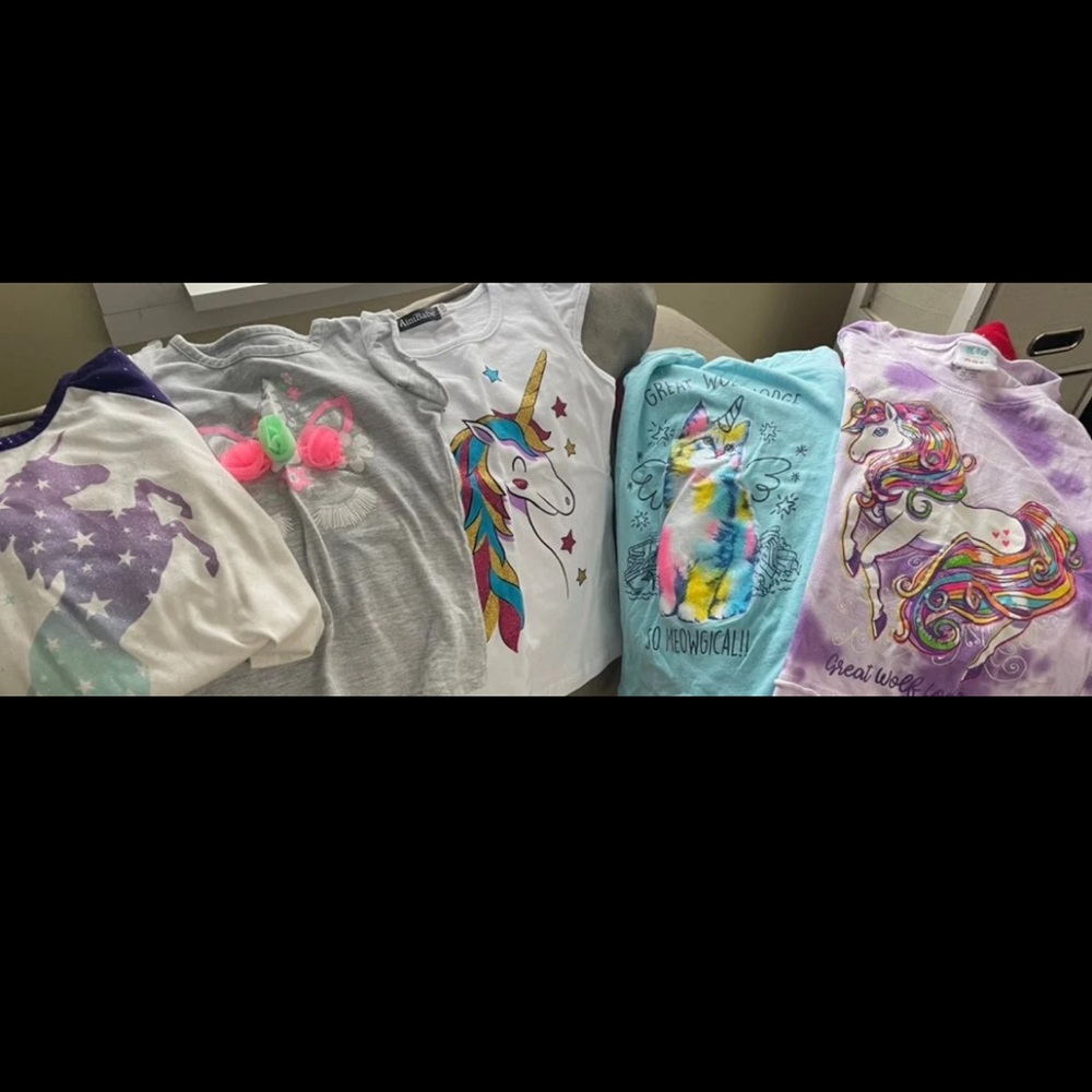 Girls Unicorn Shirt Lot 5. 4T